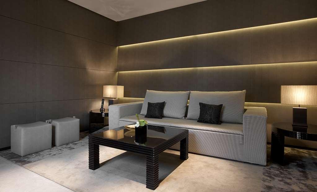 Hotel Armani 5*